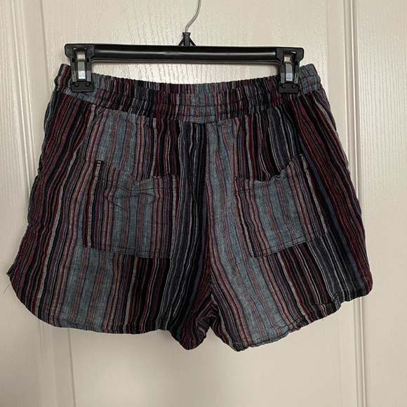 Universal Threads - Multi-Color Shorts - Picture 2 of 4